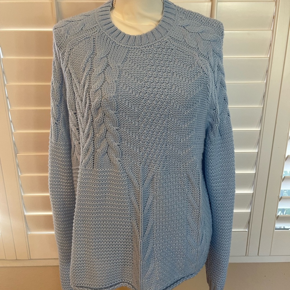 BLEU ICE SWEATER